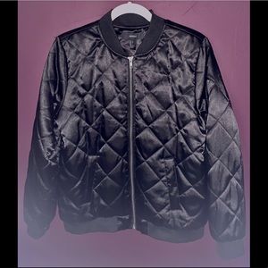 Forever 21 Quilted Bomber Jacket | Size Large